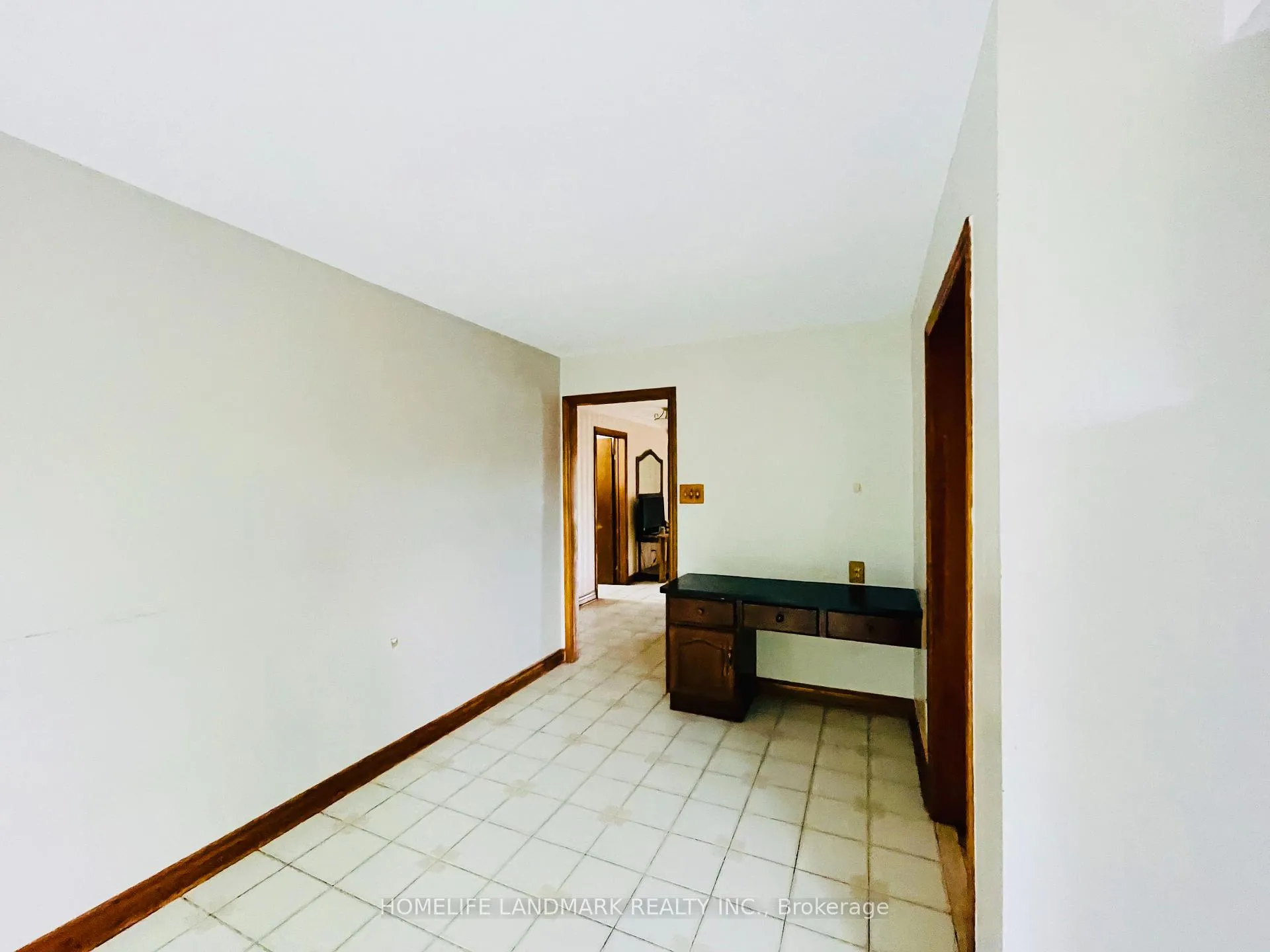 Photo 21 of 121 Harmonia Crescent, Vaughan, West Woodbridge — HOMEH