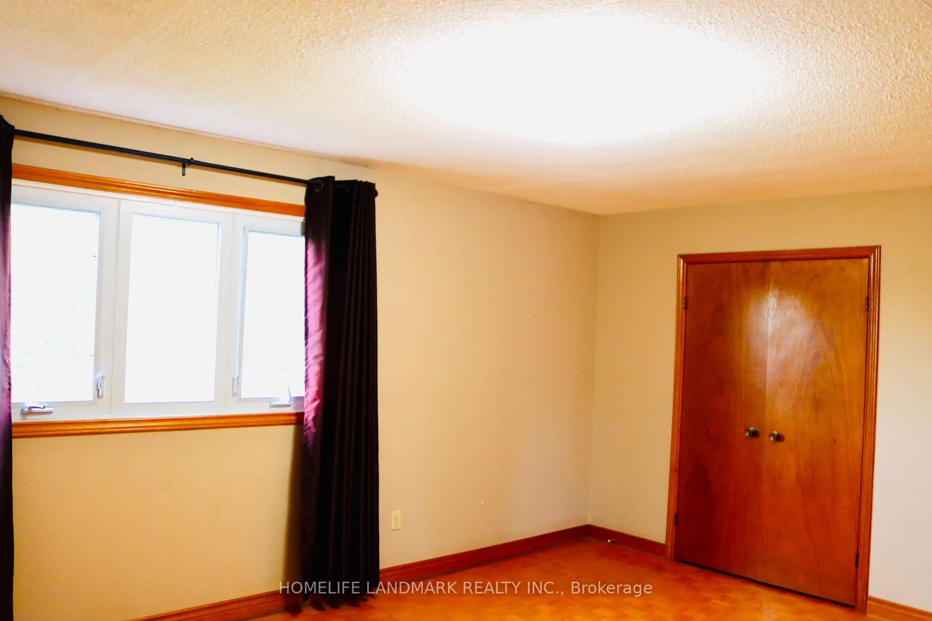 Photo 35 of 121 Harmonia Crescent, Vaughan, West Woodbridge — HOMEH