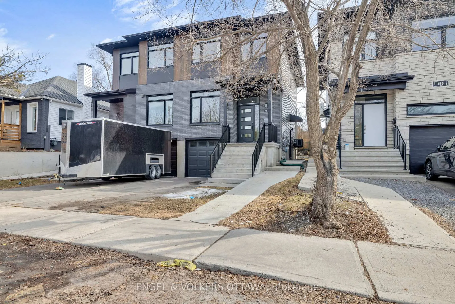 Photo 5 of 151 Longpré Street, Ottawa, Vanier — HOMEH