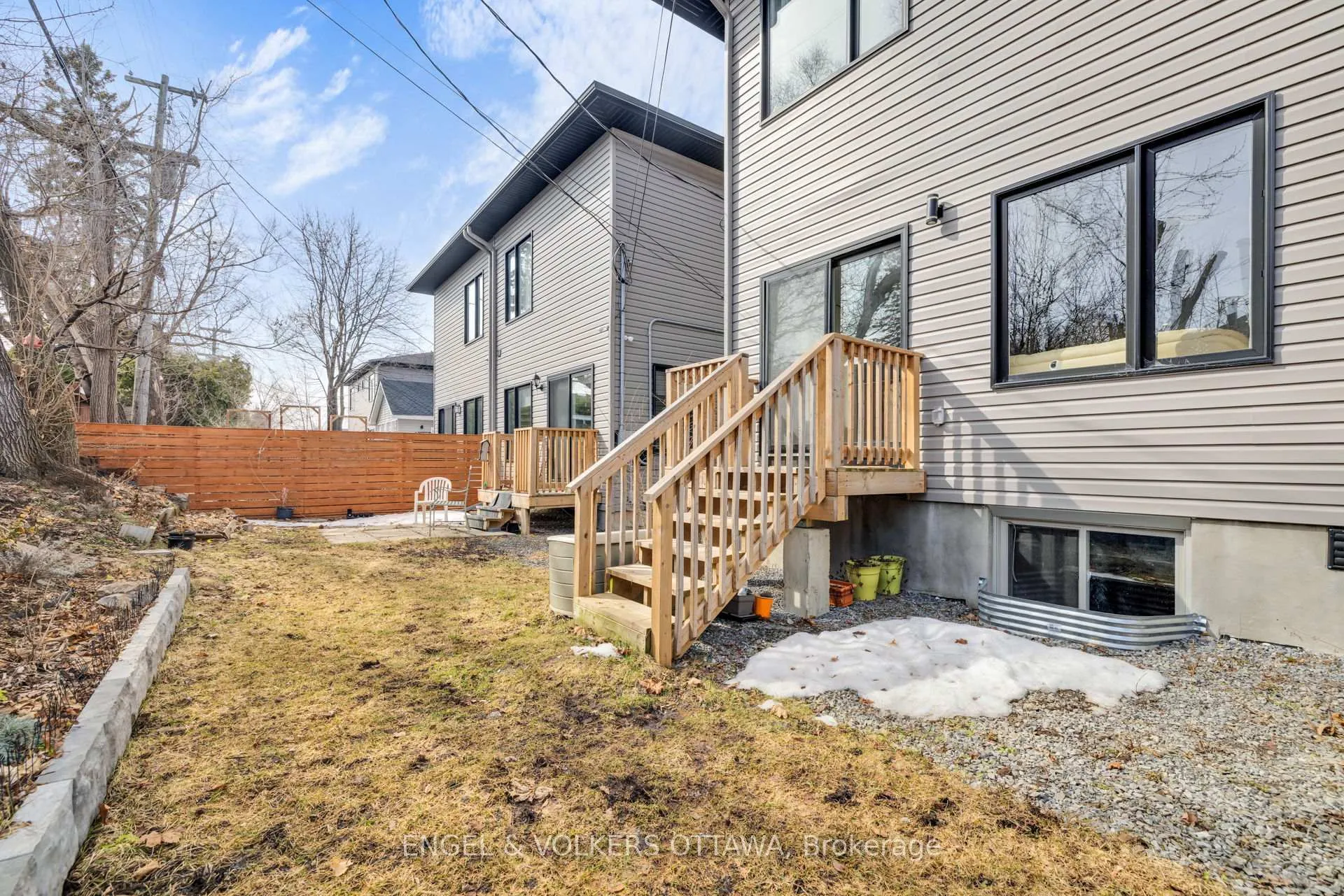 Photo 8 of 151 Longpré Street, Ottawa, Vanier — HOMEH