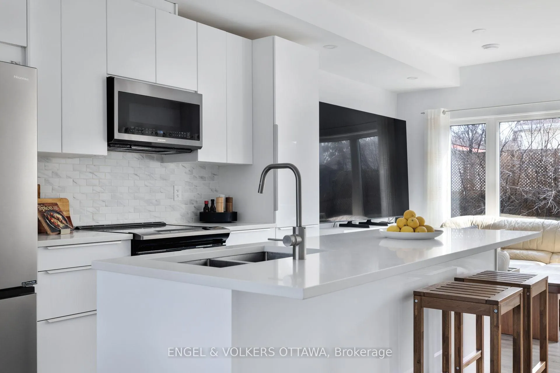 Photo 15 of 151 Longpré Street, Ottawa, Vanier — HOMEH