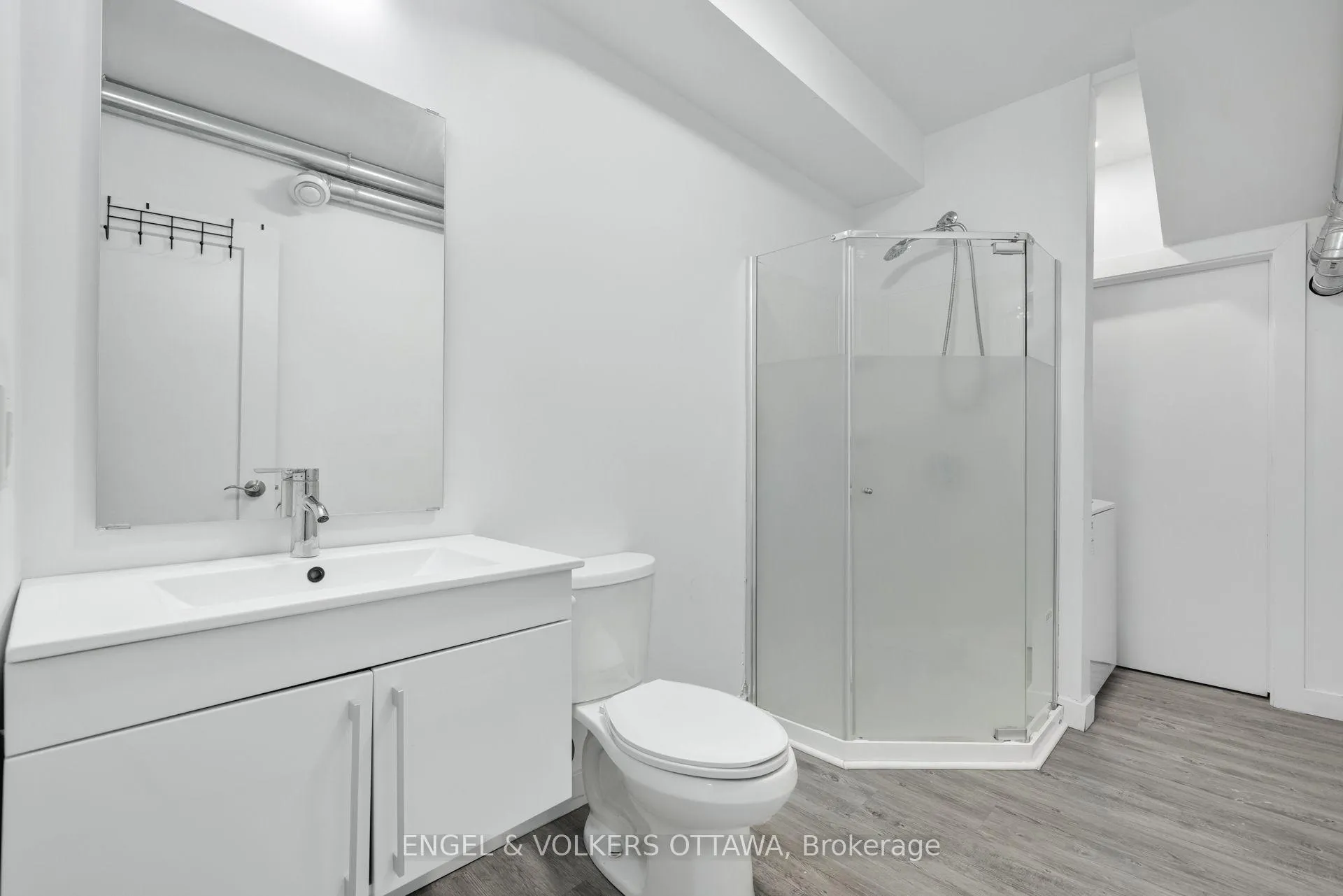 Photo 42 of 151 Longpré Street, Ottawa, Vanier — HOMEH