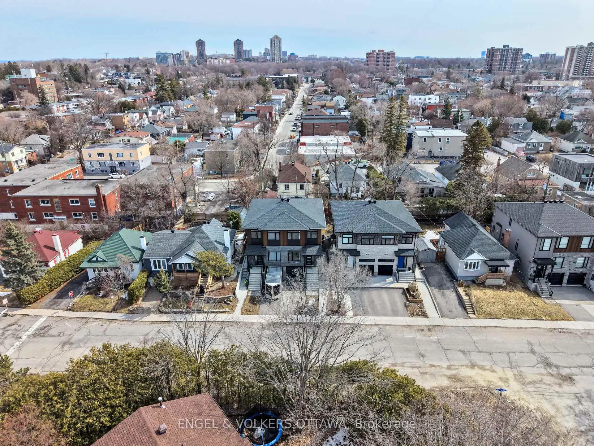 Photo 49 of 151 Longpré Street, Ottawa, Vanier — HOMEH
