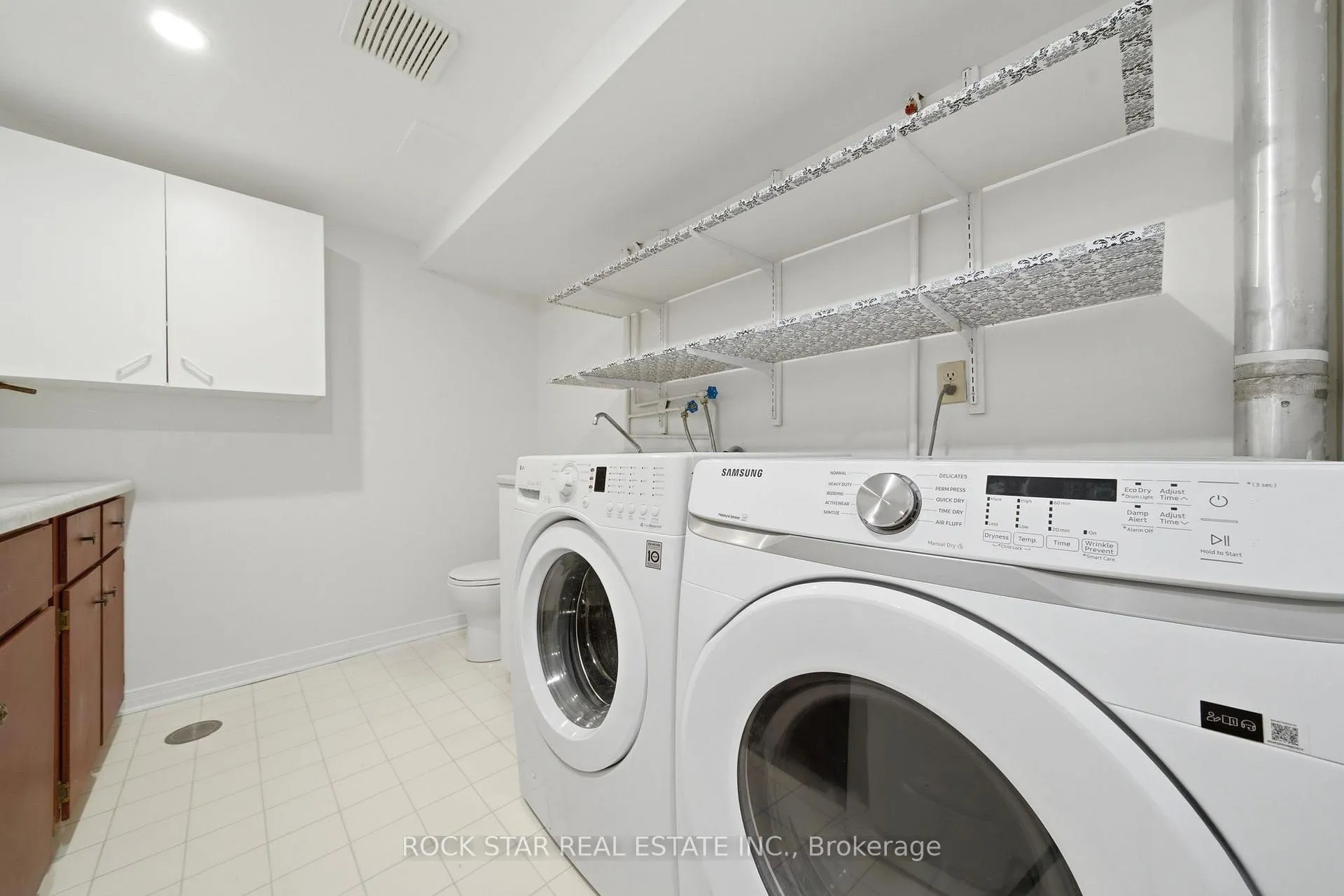 Photo 35 of 180 Lawrence Lane, Pelham, Fonthill — HOMEH