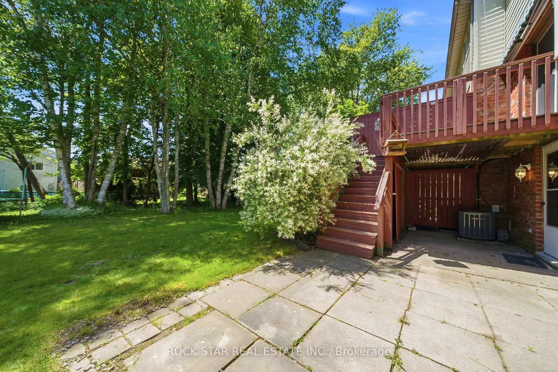 Photo 42 of 180 Lawrence Lane, Pelham, Fonthill — HOMEH