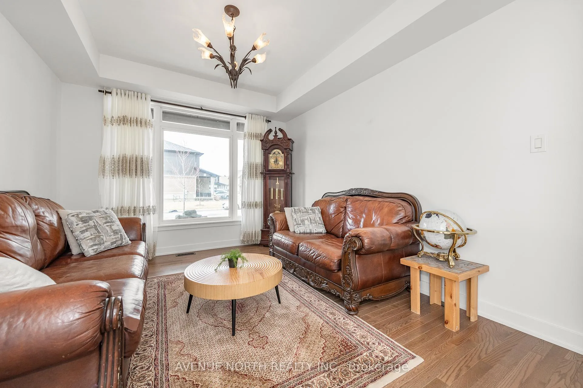 Photo 5 of 219 Reisling Way, Ottawa, Leitrim — HOMEH