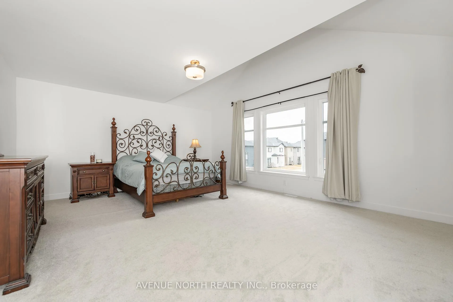 Photo 23 of 219 Reisling Way, Ottawa, Leitrim — HOMEH