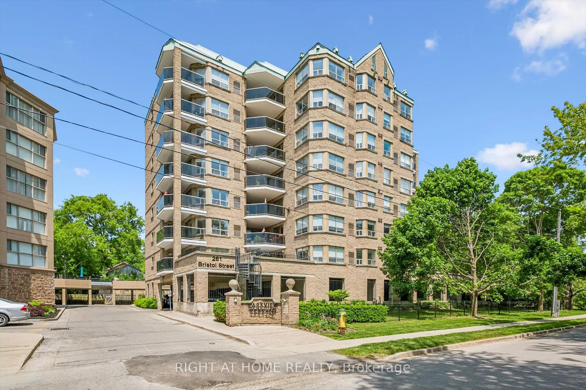 Photo 1 of Unit 804, 281 Bristol Street, Guelph, Junction/Onward Willow — HOMEH