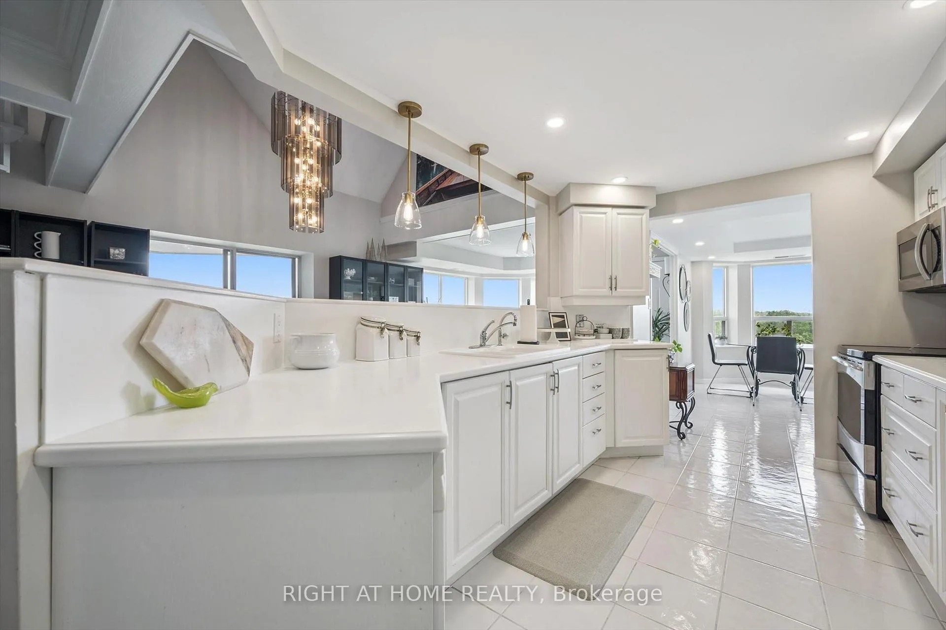 Photo 20 of Unit 804, 281 Bristol Street, Guelph, Junction/Onward Willow — HOMEH