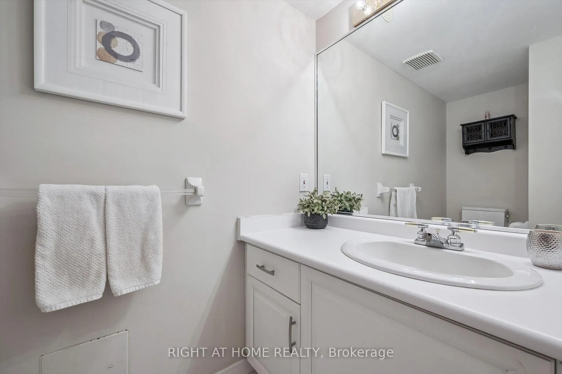 Photo 26 of Unit 804, 281 Bristol Street, Guelph, Junction/Onward Willow — HOMEH