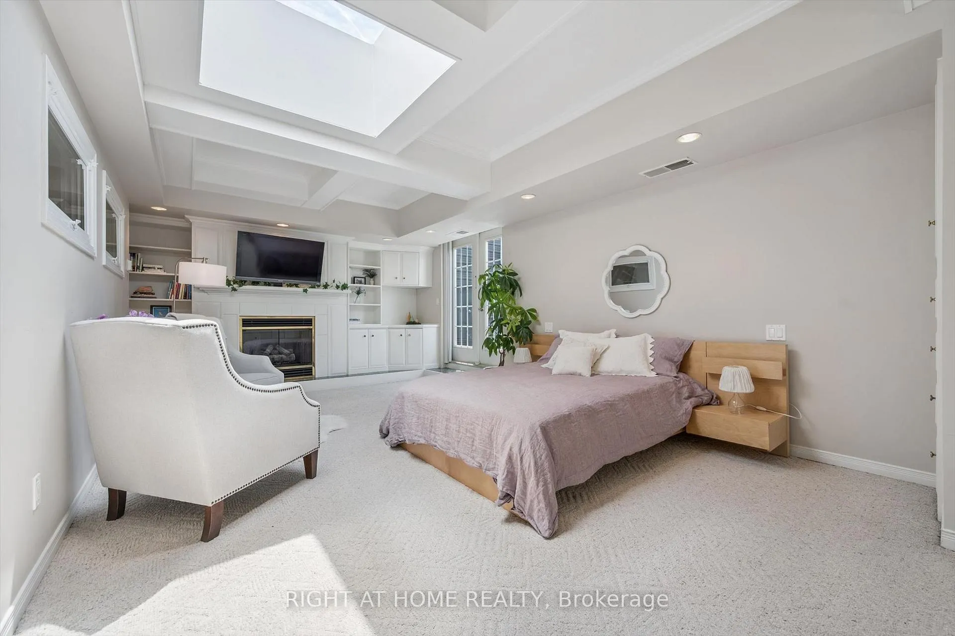 Photo 35 of Unit 804, 281 Bristol Street, Guelph, Junction/Onward Willow — HOMEH