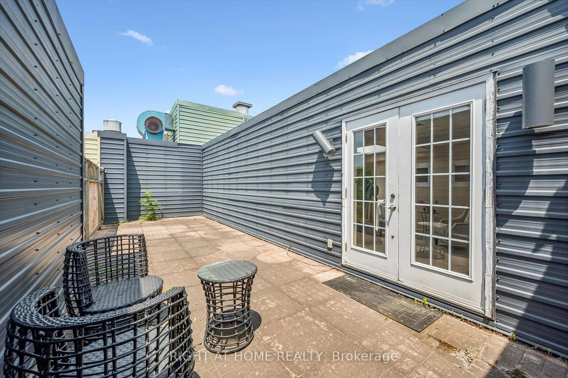 Photo 40 of Unit 804, 281 Bristol Street, Guelph, Junction/Onward Willow — HOMEH