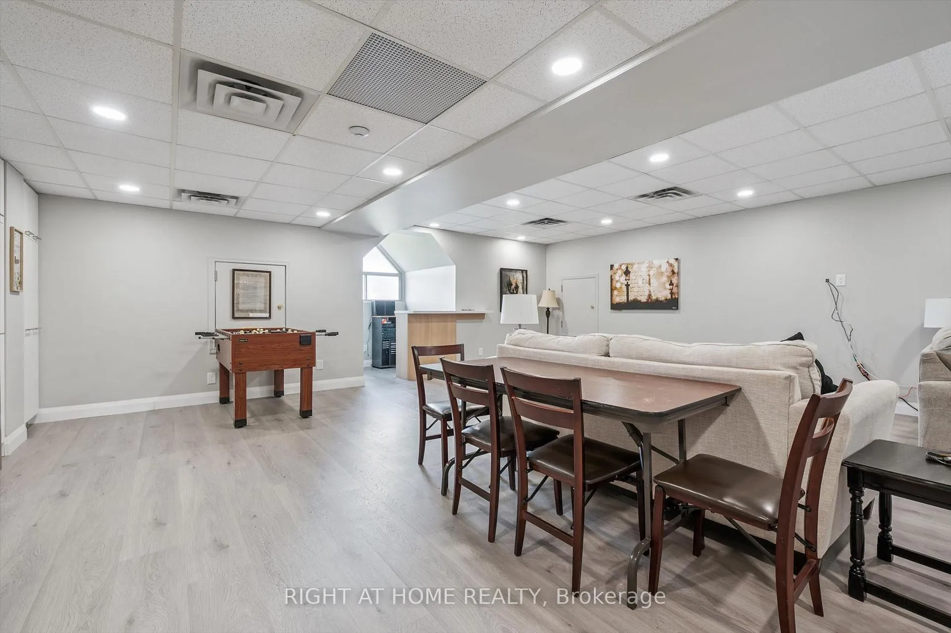 Photo 43 of Unit 804, 281 Bristol Street, Guelph, Junction/Onward Willow — HOMEH
