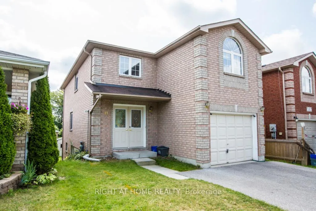 Photo 1 of 11 Butternut Drive, Barrie, Holly — HOMEH