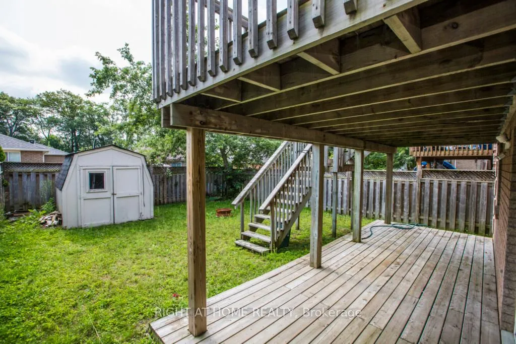 Photo 2 of 11 Butternut Drive, Barrie, Holly — HOMEH