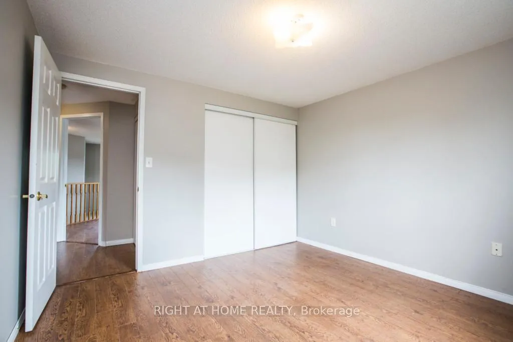 Photo 34 of 11 Butternut Drive, Barrie, Holly — HOMEH
