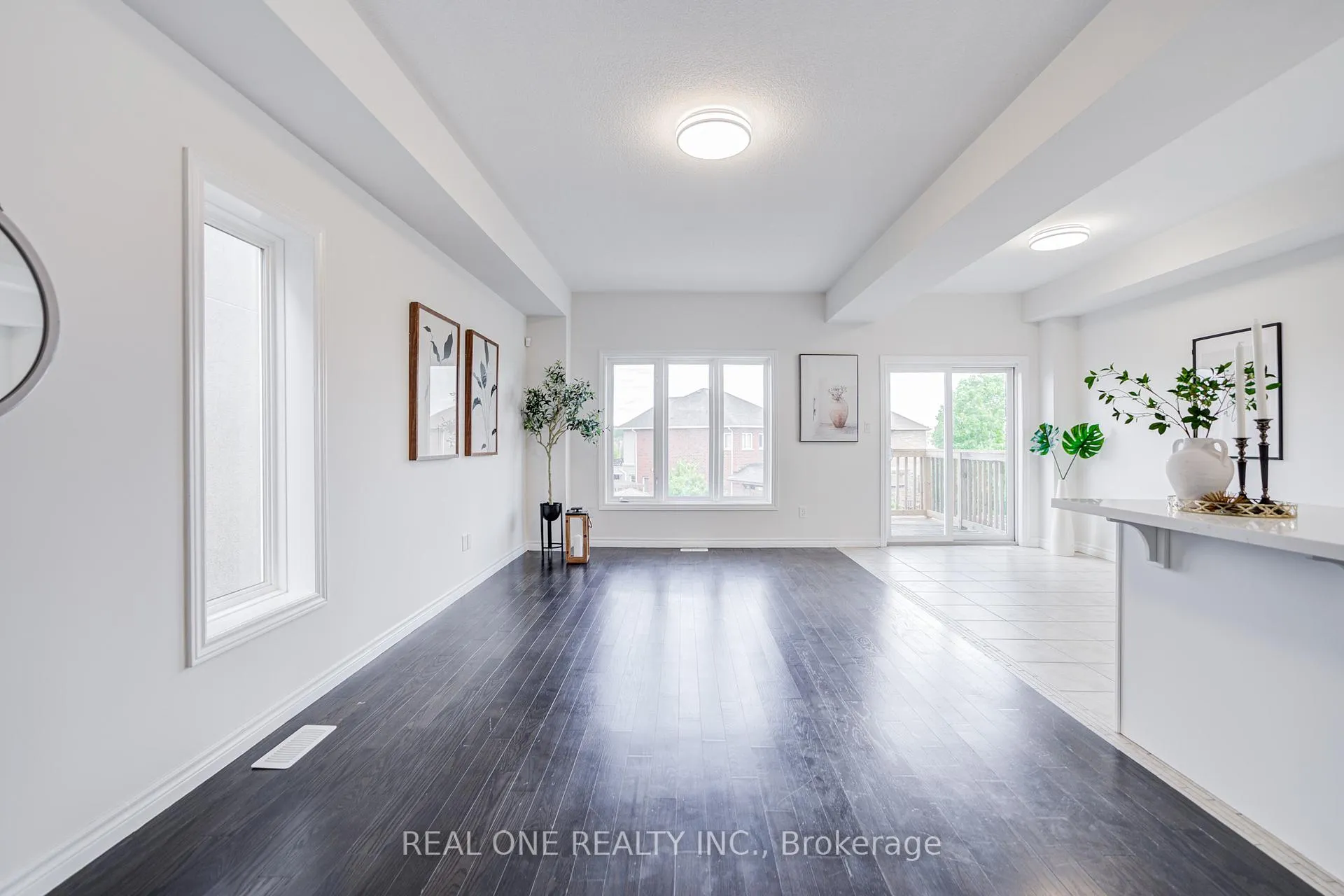 Photo 4 of 76 Vinton Road, Hamilton, Meadowlands — HOMEH