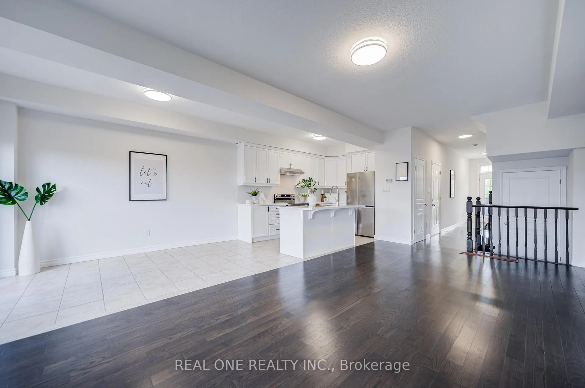 Photo 9 of 76 Vinton Road, Hamilton, Meadowlands — HOMEH