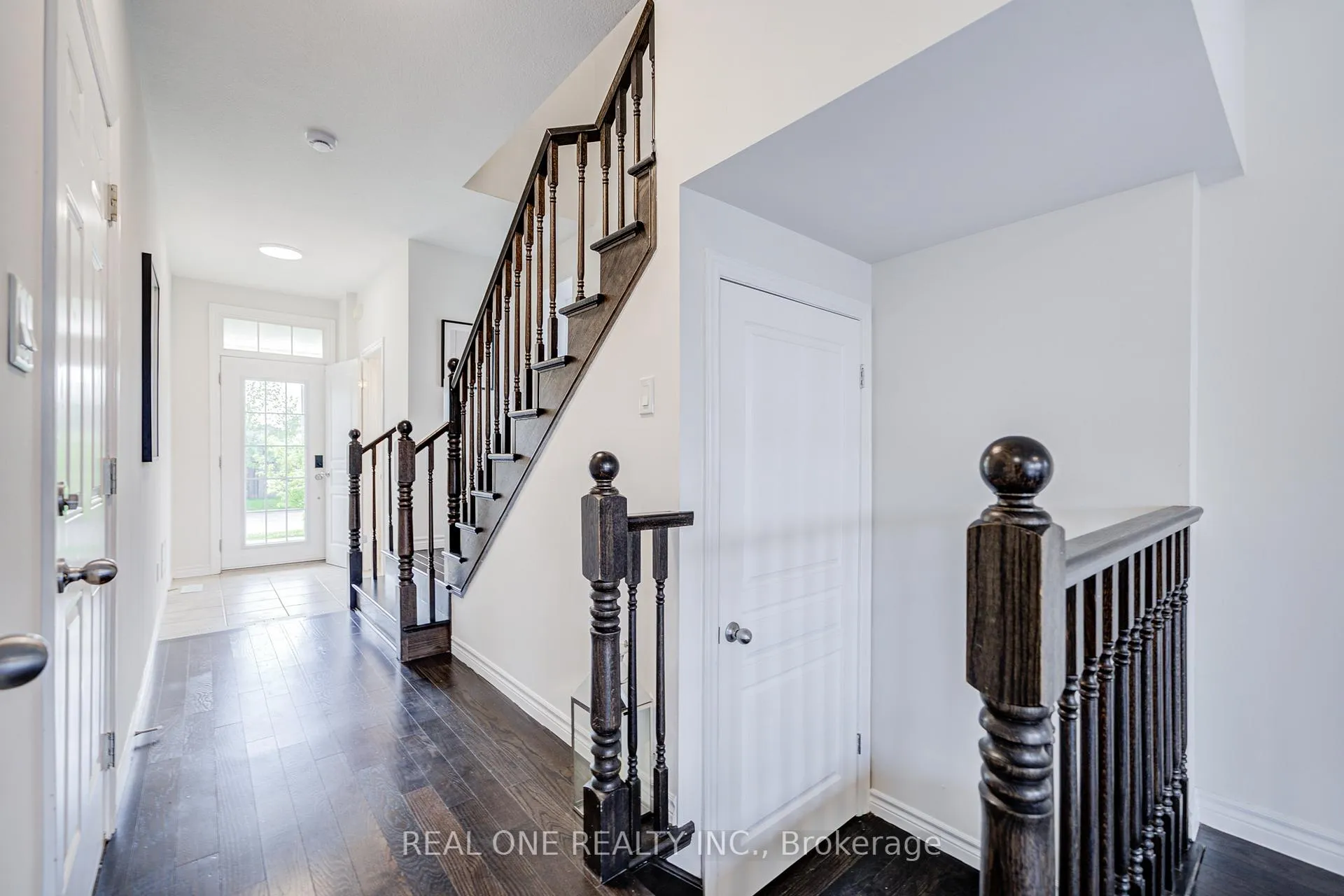 Photo 23 of 76 Vinton Road, Hamilton, Meadowlands — HOMEH