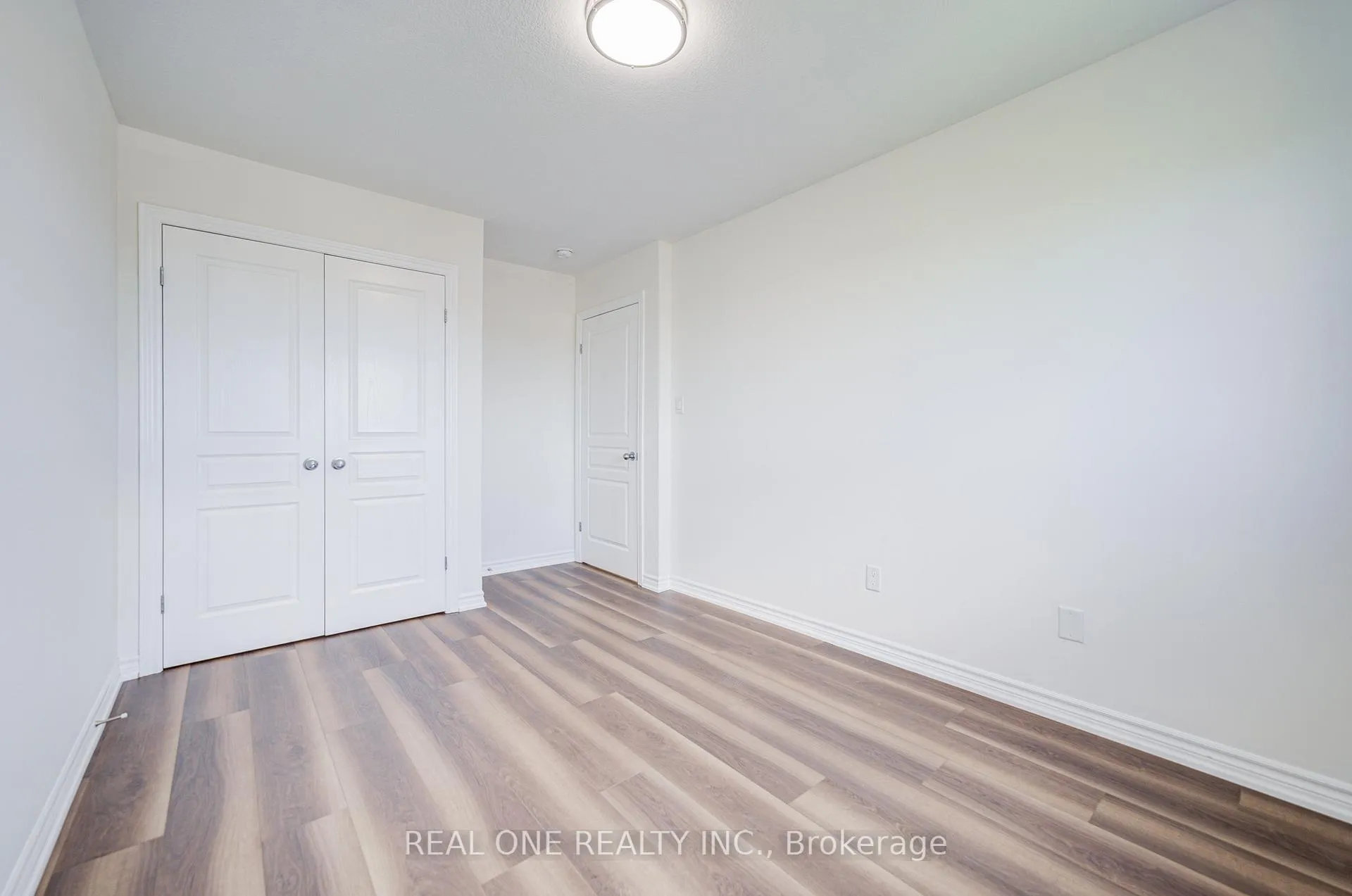 Photo 35 of 76 Vinton Road, Hamilton, Meadowlands — HOMEH
