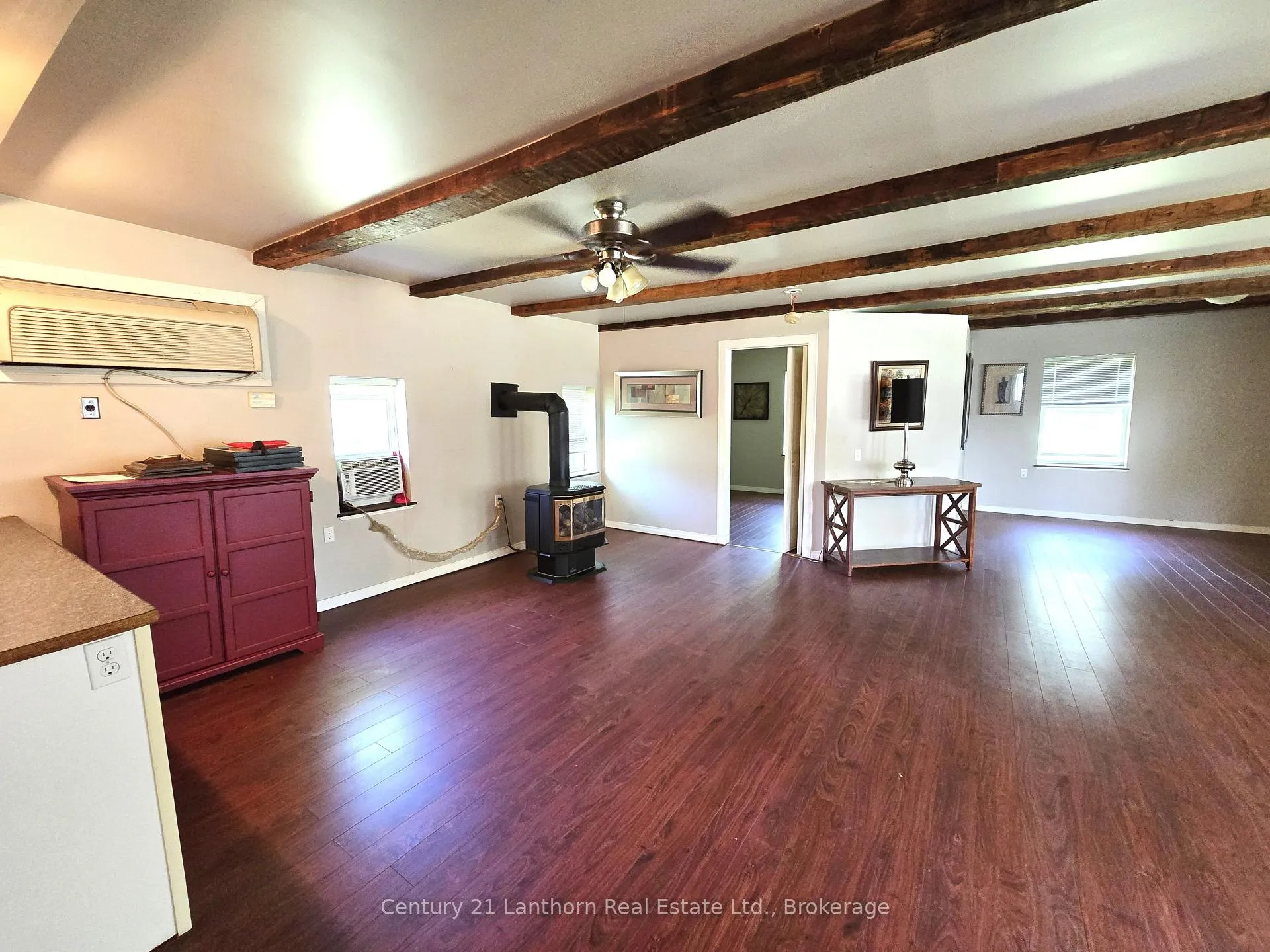 Photo 15 of 1054 Melrose Road, Tyendinaga, Tyendinaga Township — HOMEH