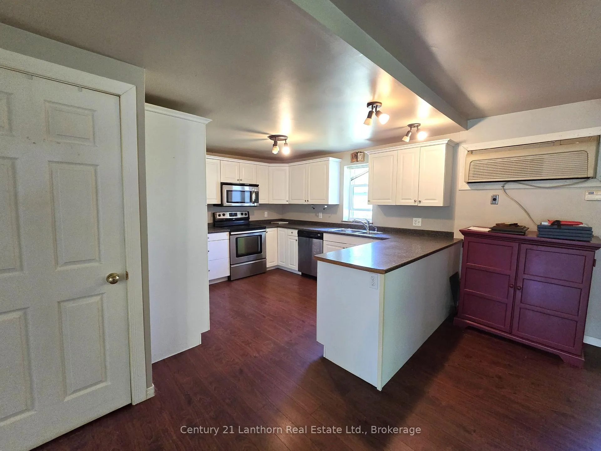 Photo 19 of 1054 Melrose Road, Tyendinaga, Tyendinaga Township — HOMEH