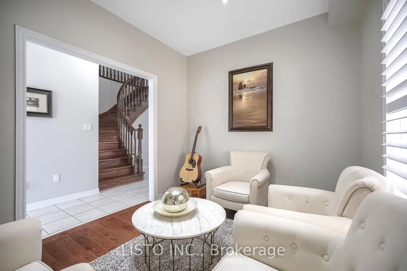 Photo 6 of 50 Henry Smith Avenue, Clarington, Bowmanville — HOMEH