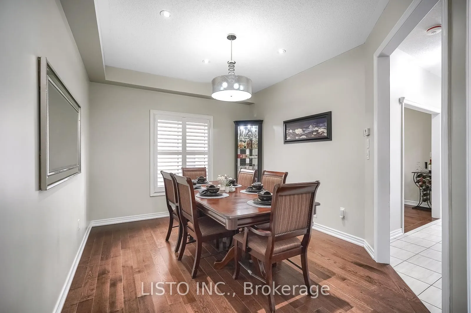 Photo 9 of 50 Henry Smith Avenue, Clarington, Bowmanville — HOMEH