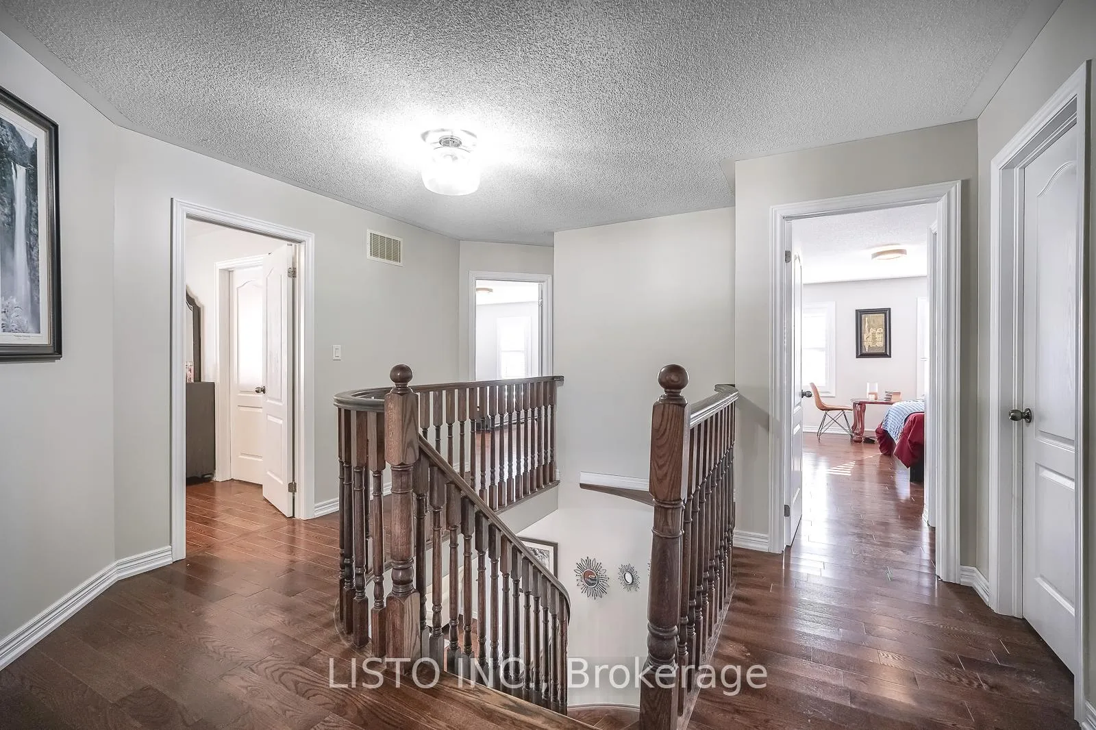 Photo 20 of 50 Henry Smith Avenue, Clarington, Bowmanville — HOMEH