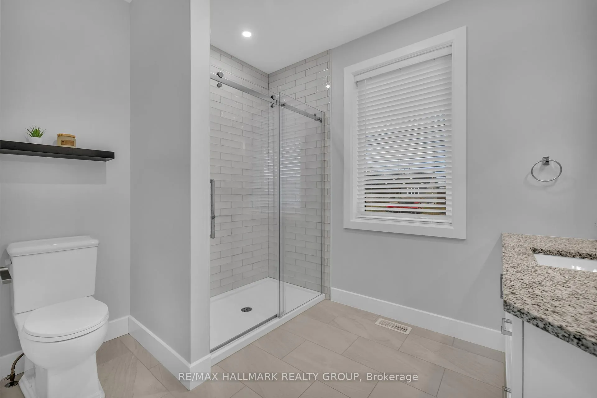 Photo 22 of 1077 Shearer Drive, Brockville — HOMEH