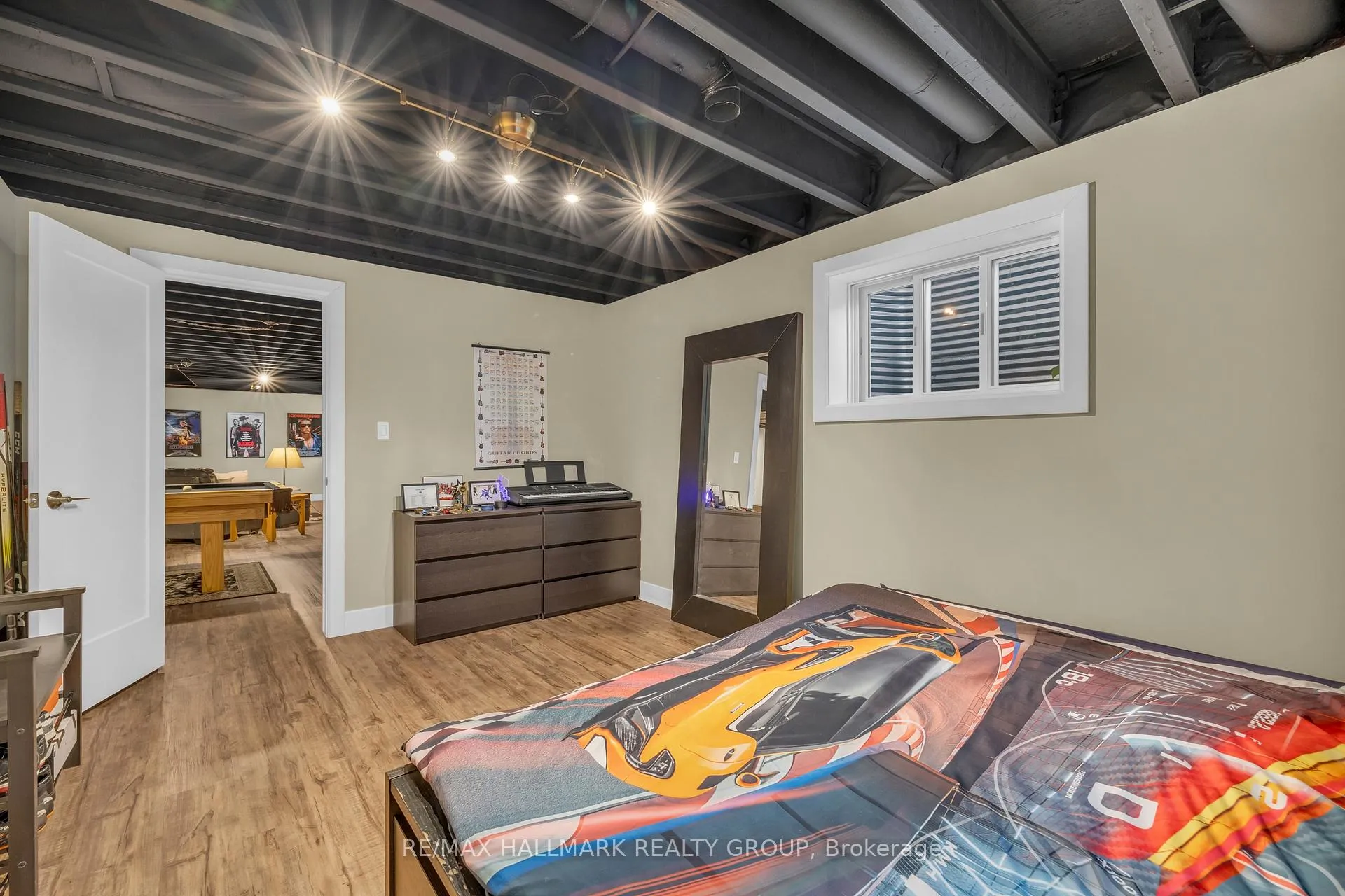 Photo 37 of 1077 Shearer Drive, Brockville — HOMEH