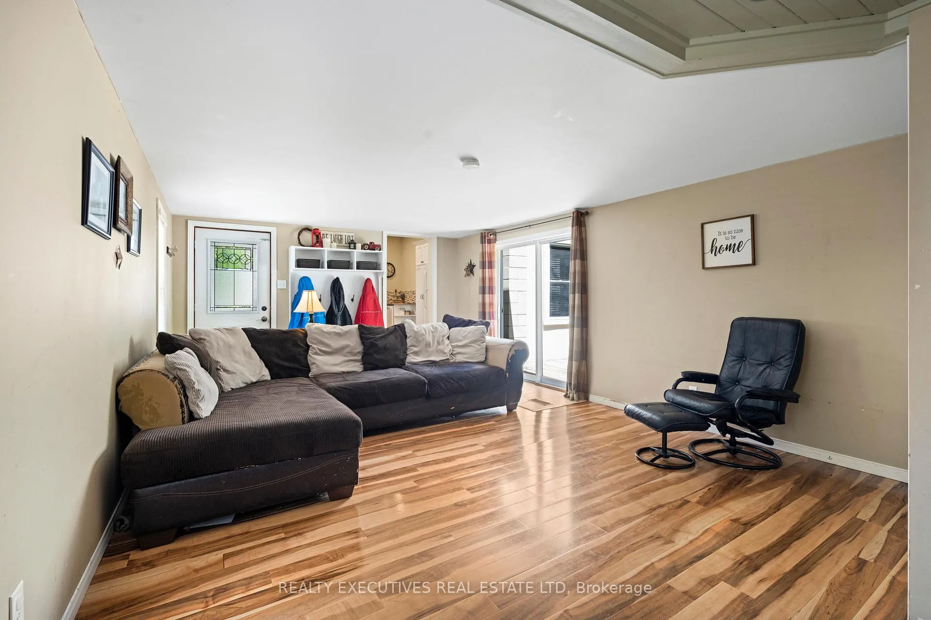 Photo 12 of 22 Joseph Street, North Dundas, Chesterville — HOMEH