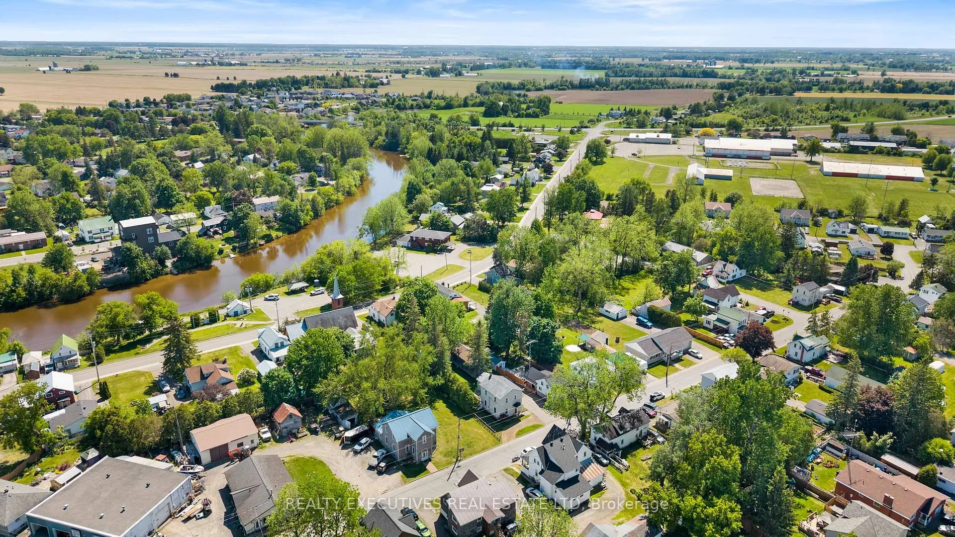 Photo 44 of 22 Joseph Street, North Dundas, Chesterville — HOMEH