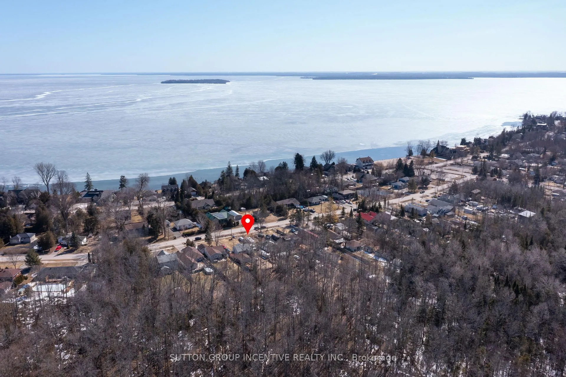 Photo 2 of 2766 Ireton Street, Innisfil, Rural Innisfil — HOMEH