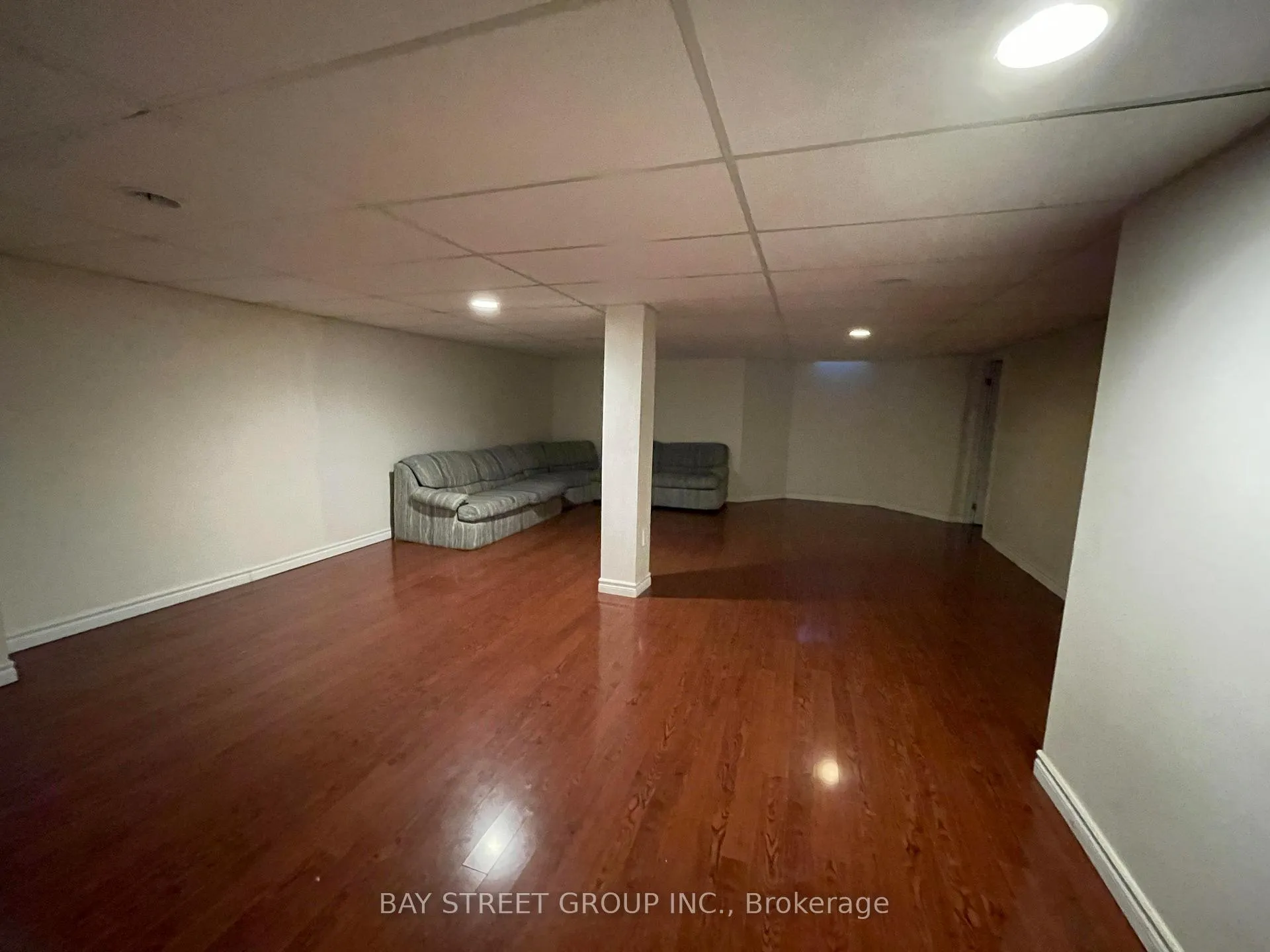 Photo 20 of 36 Tomlinson Circle, Markham, Buttonville — HOMEH