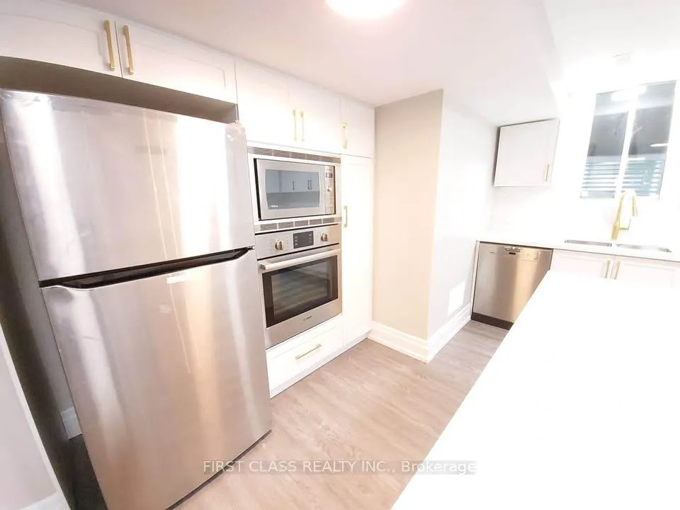 Photo 8 of 15 Donald Powell Crescent, Clarington, Newcastle — HOMEH