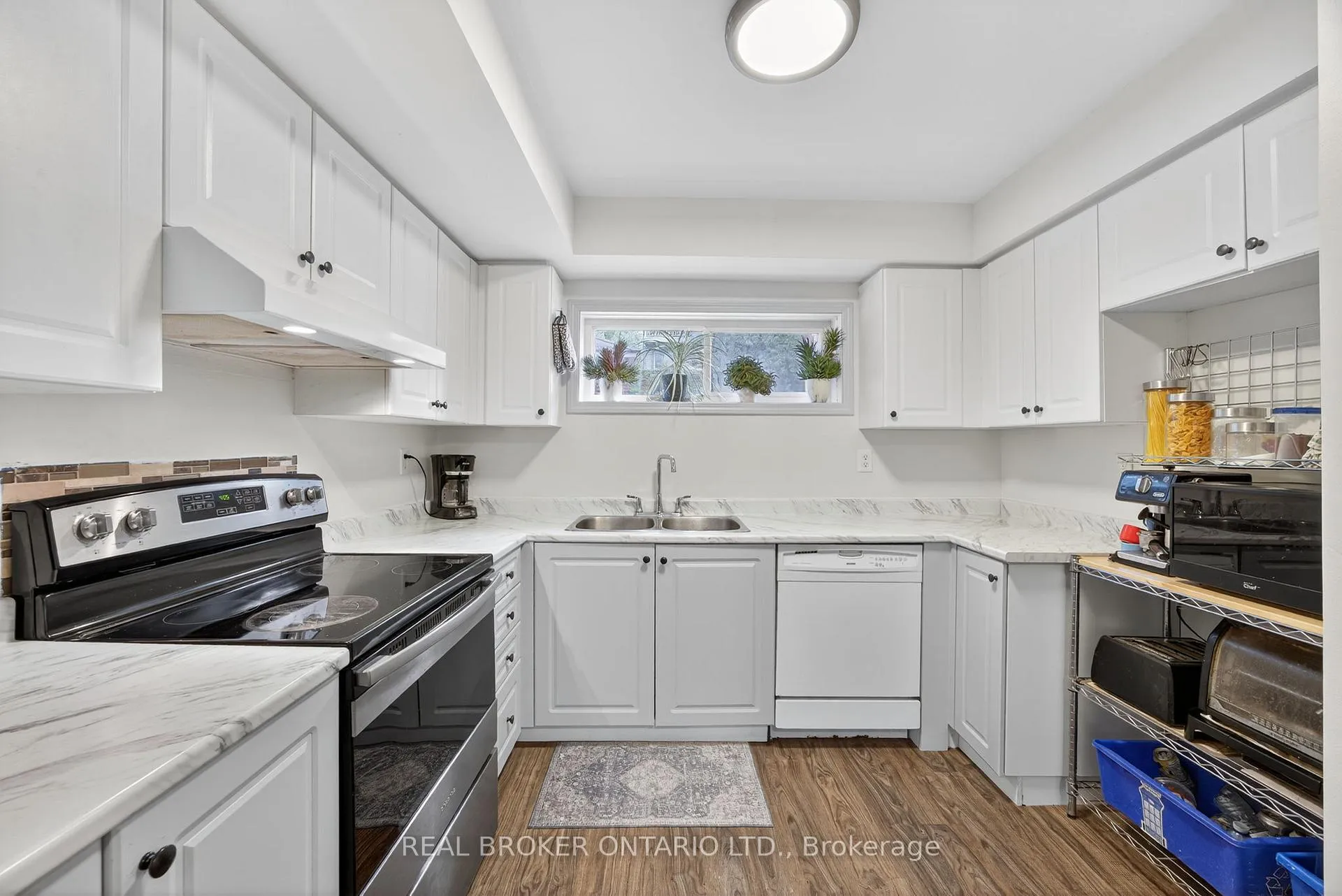 Photo 6 of Unit 1, 237 Ferndale Drive S, Barrie, Ardagh — HOMEH