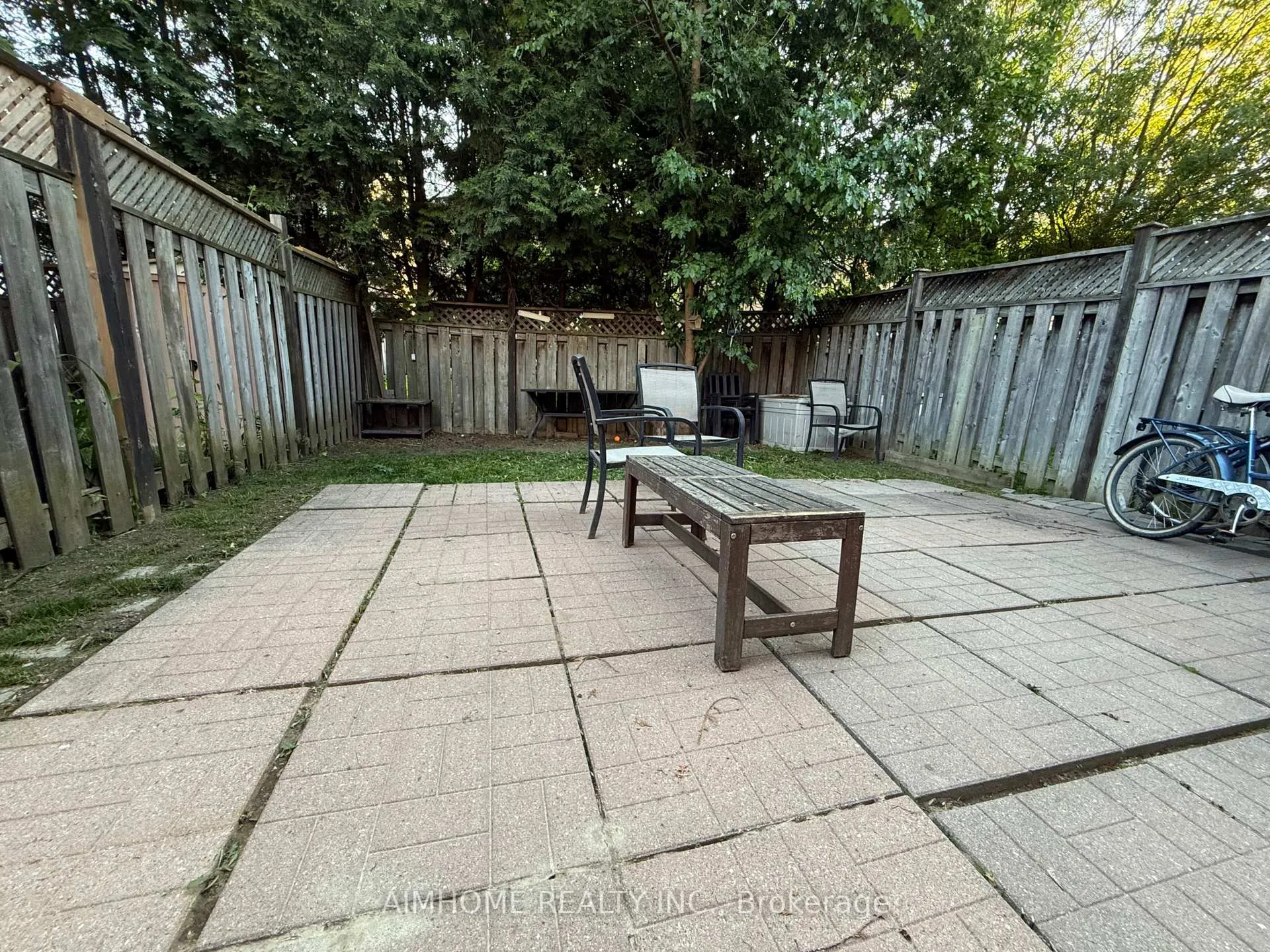 Photo 21 of 20 Craddock Street, Vaughan, Maple — HOMEH