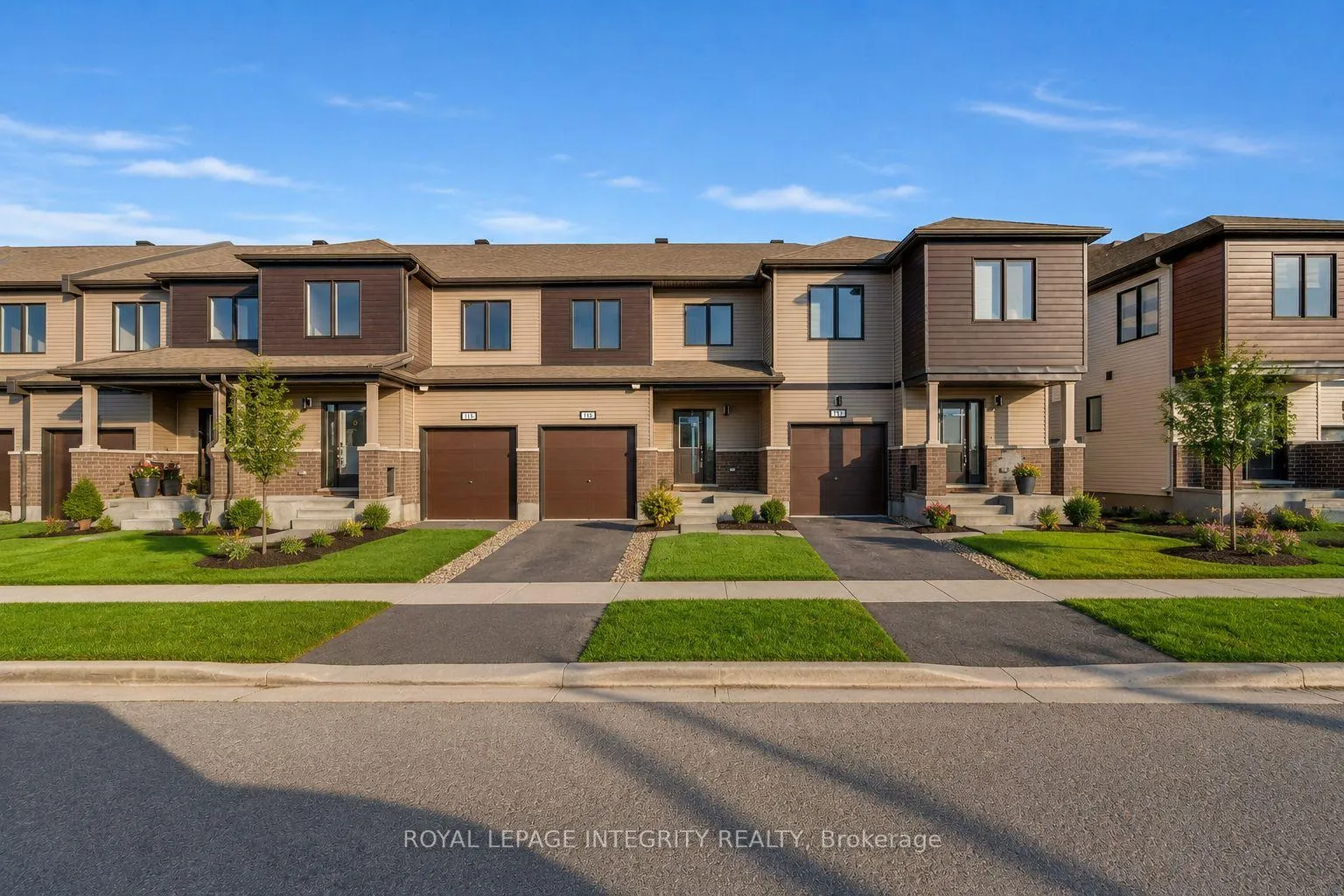 Photo 1 of 116 Robert Perry Street, North Grenville, North Grenville Twp (Kemptville South) — HOMEH