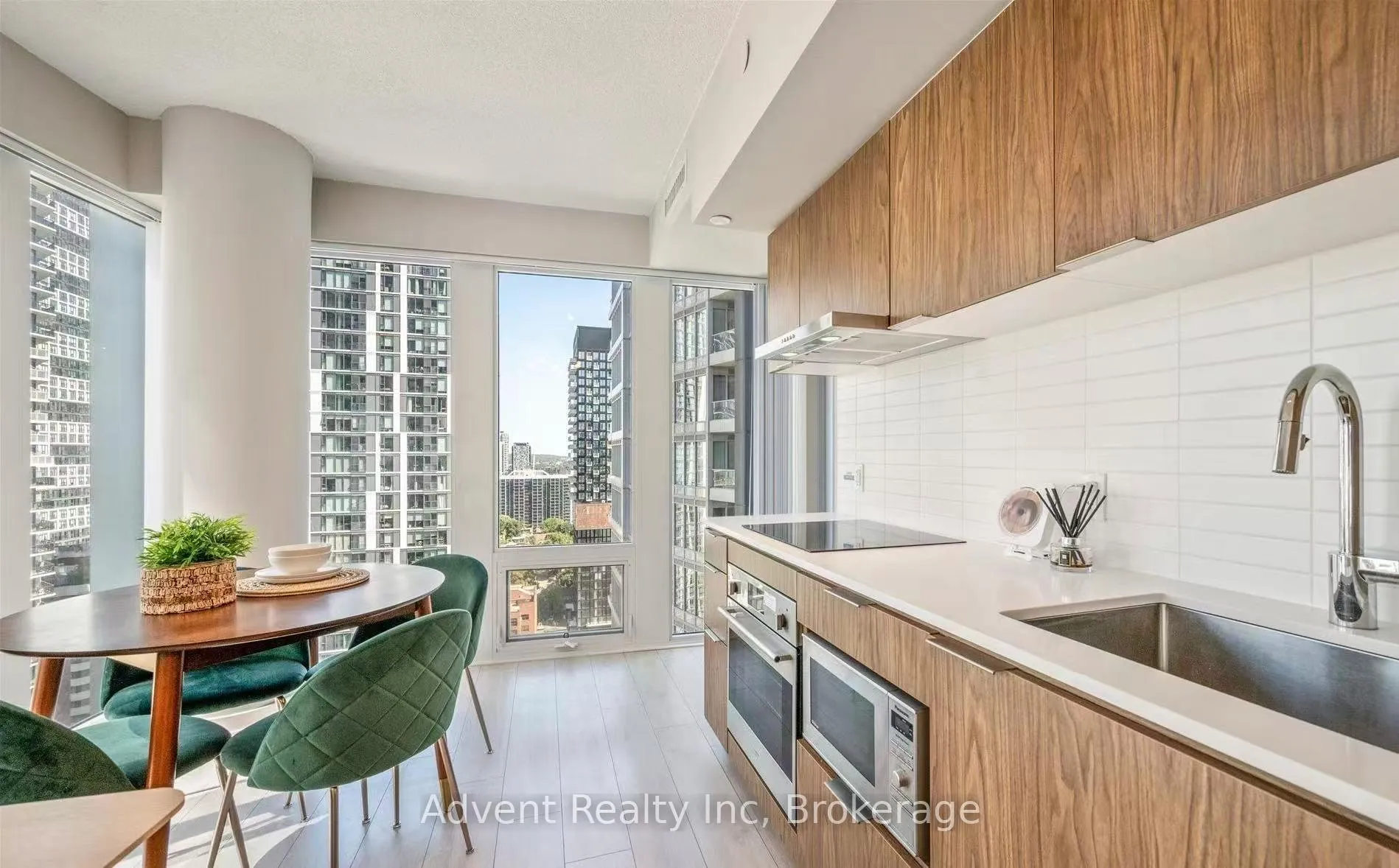 Photo 5 of Unit 2711, 60 Shuter Street, Toronto, Church-Yonge Corridor — HOMEH