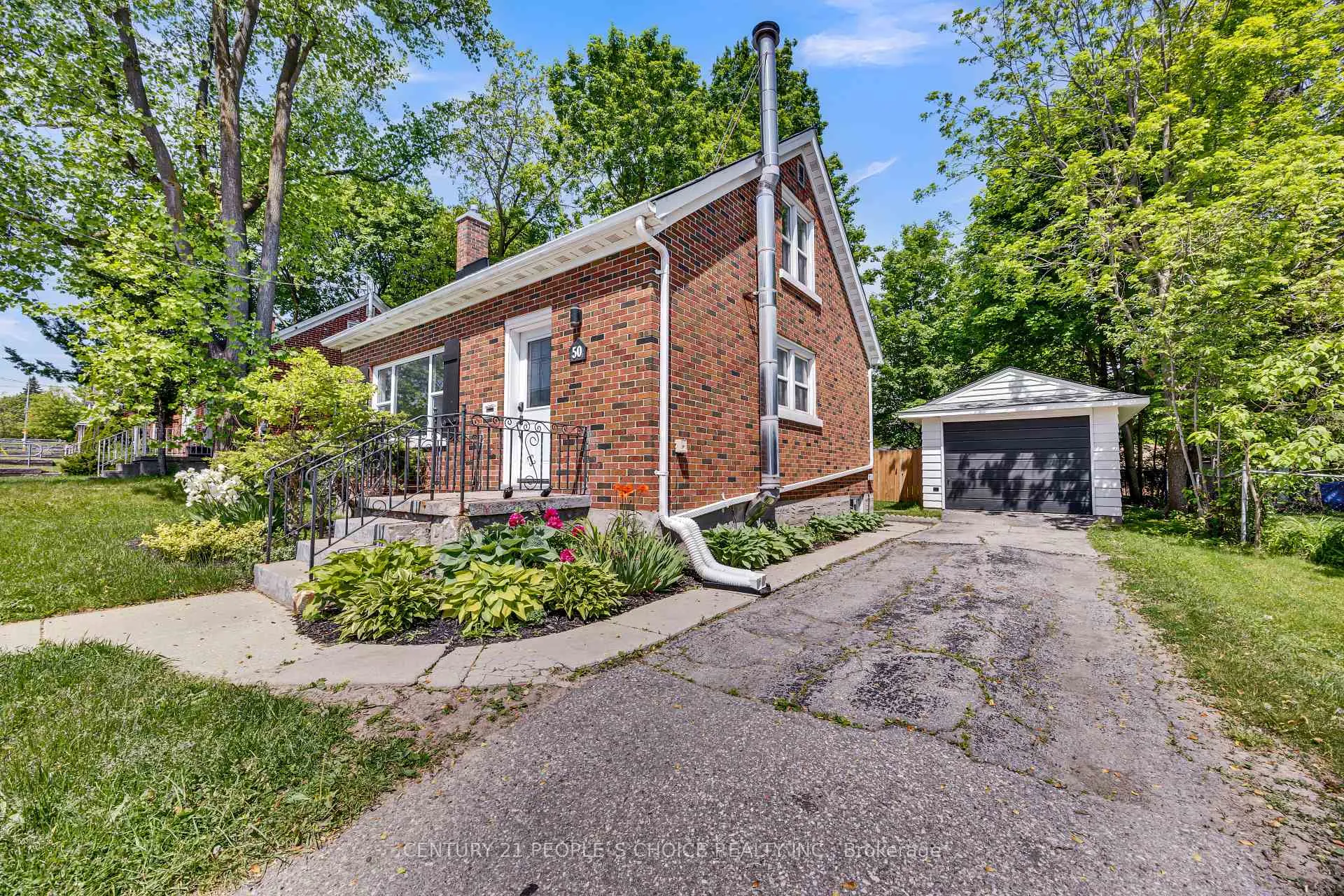 Photo 4 of 50 Columbia Street W, Waterloo — HOMEH