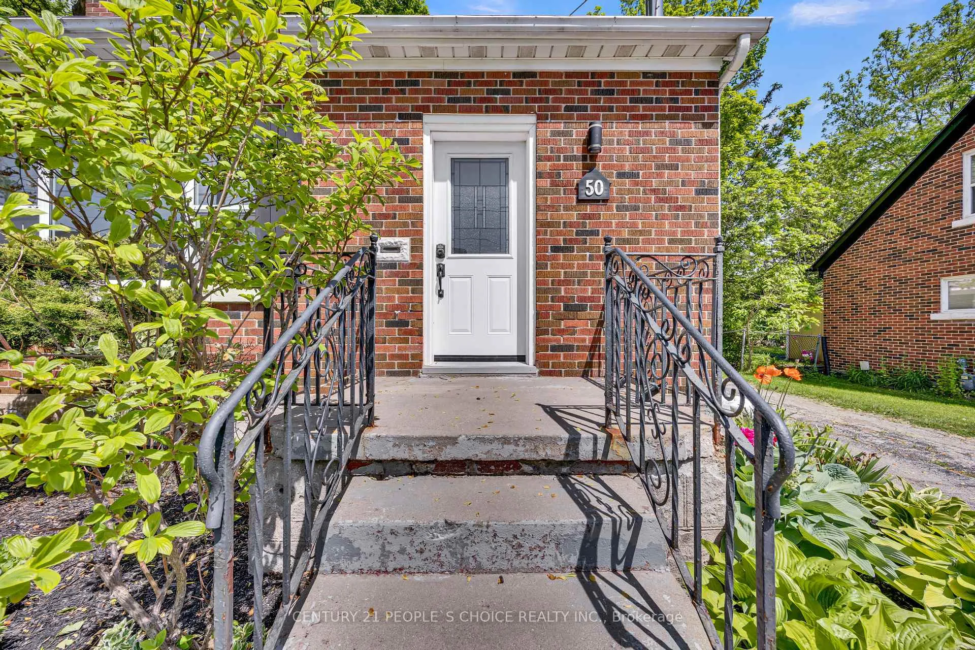 Photo 5 of 50 Columbia Street W, Waterloo — HOMEH