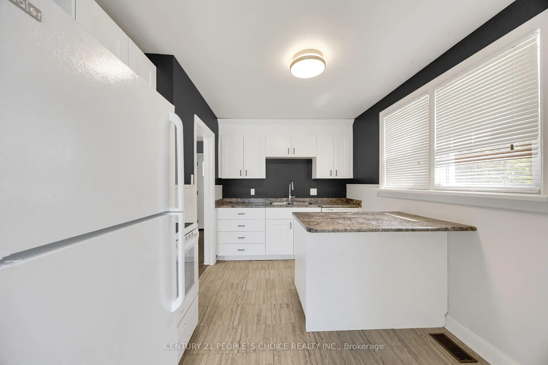 Photo 15 of 50 Columbia Street W, Waterloo — HOMEH