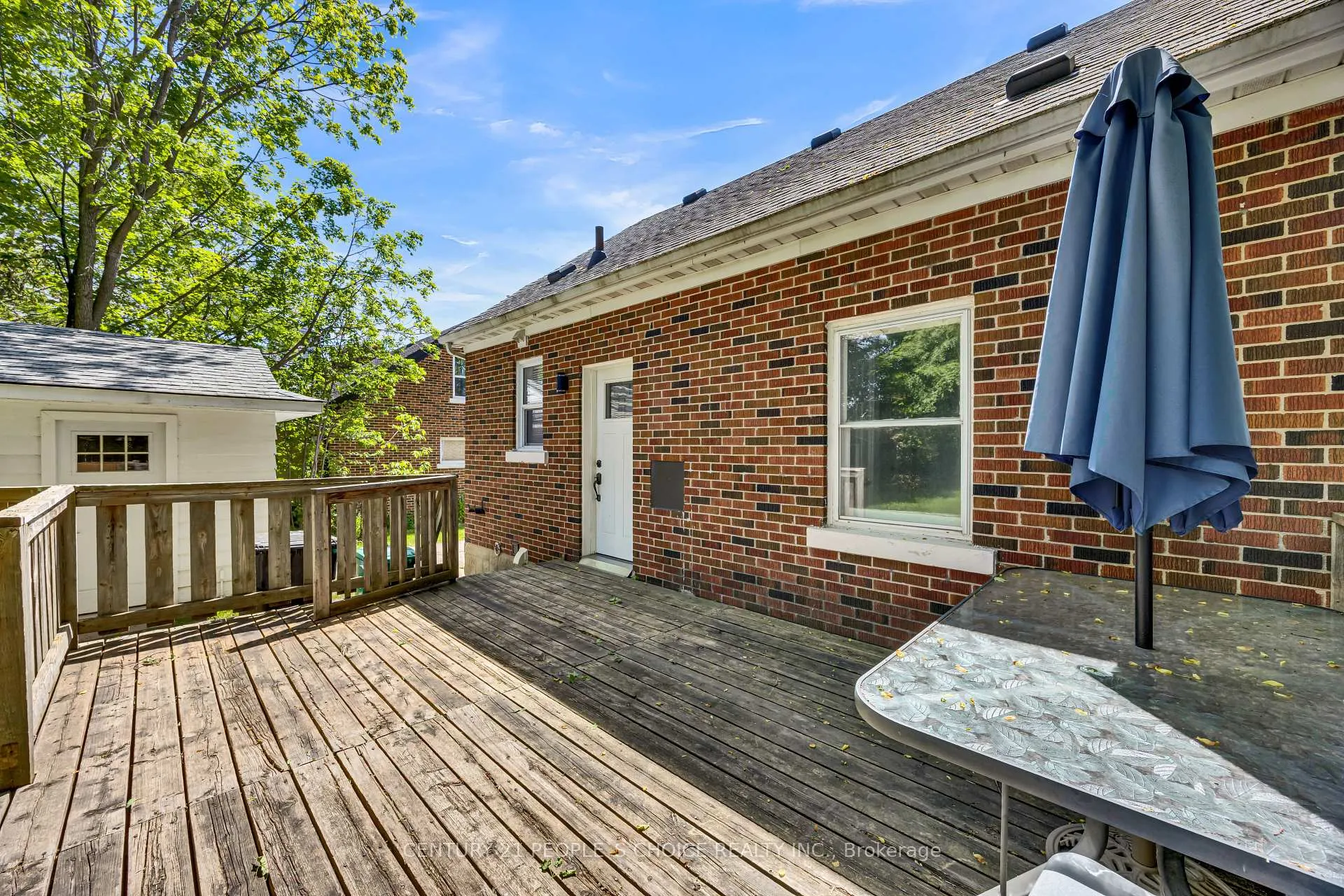 Photo 35 of 50 Columbia Street W, Waterloo — HOMEH
