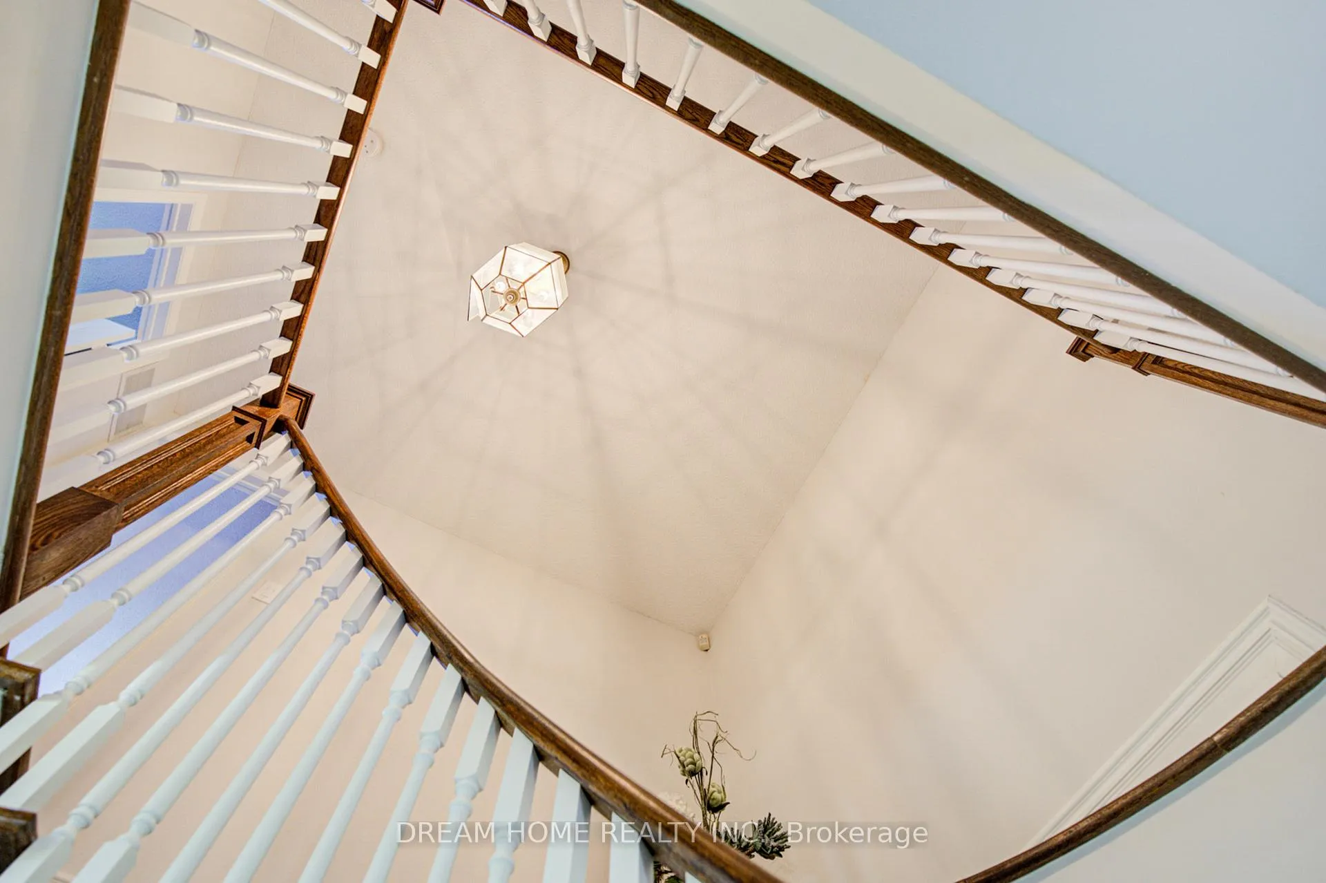 Photo 16 of 3 Ferndell Circle, Markham, Unionville — HOMEH
