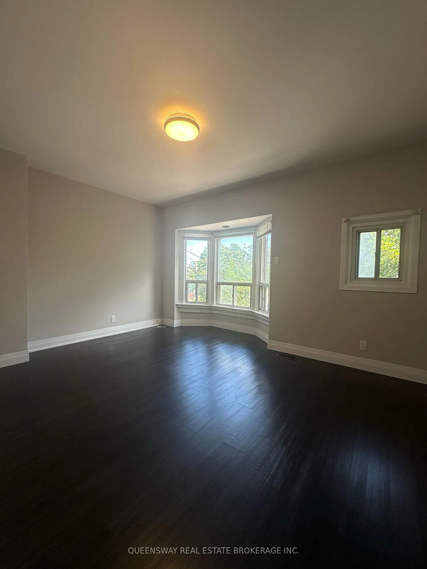 Photo 1 of Unit UPPER, 68 Melville Avenue, Toronto, Dovercourt-Wallace Emerson-Junction — HOMEH