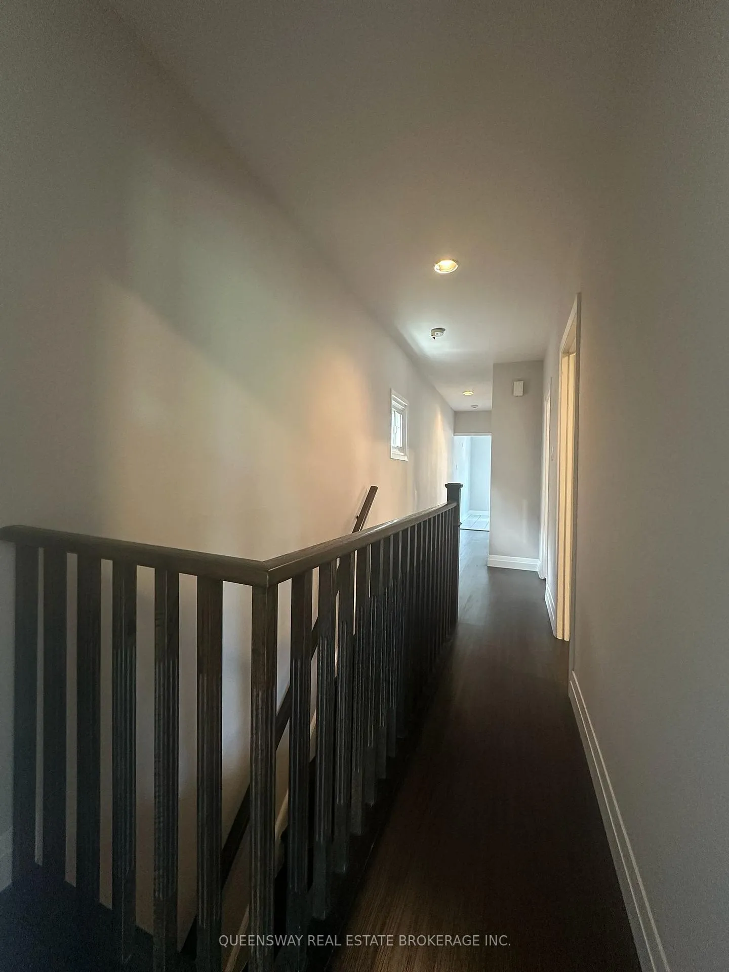 Photo 3 of Unit UPPER, 68 Melville Avenue, Toronto, Dovercourt-Wallace Emerson-Junction — HOMEH
