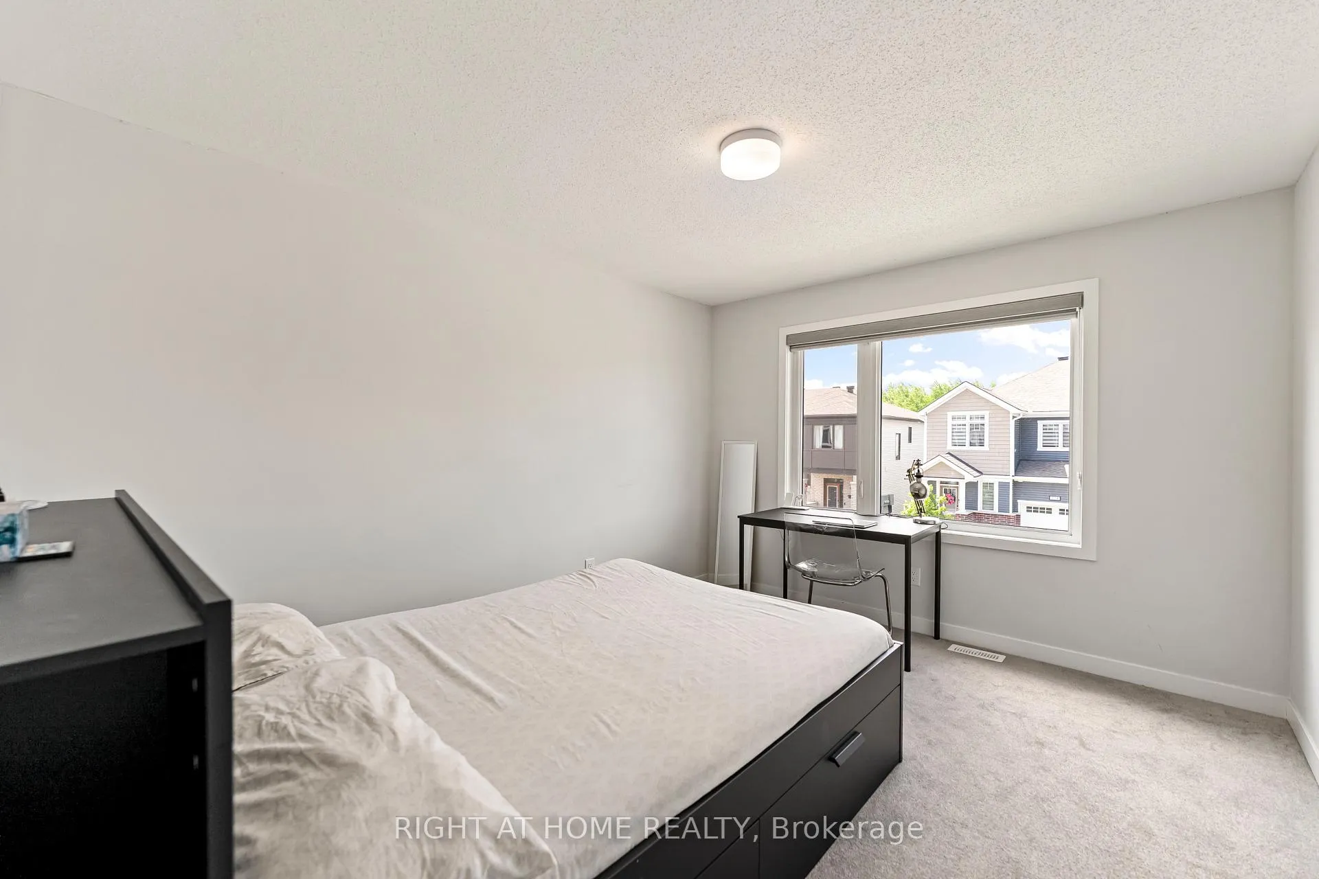 Photo 21 of 221 Billrian Crescent, Ottawa, Stittsville (North) — HOMEH