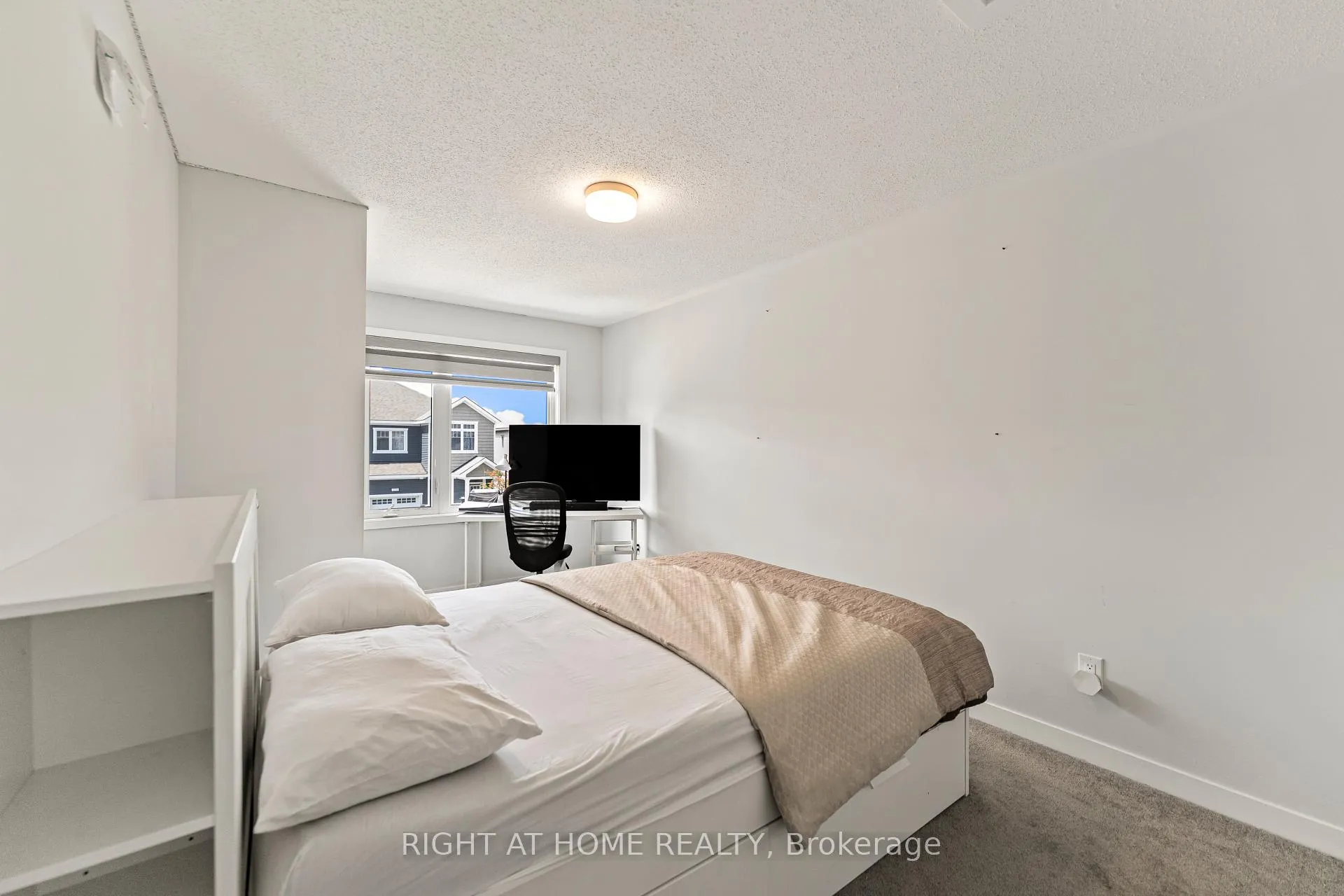 Photo 24 of 221 Billrian Crescent, Ottawa, Stittsville (North) — HOMEH