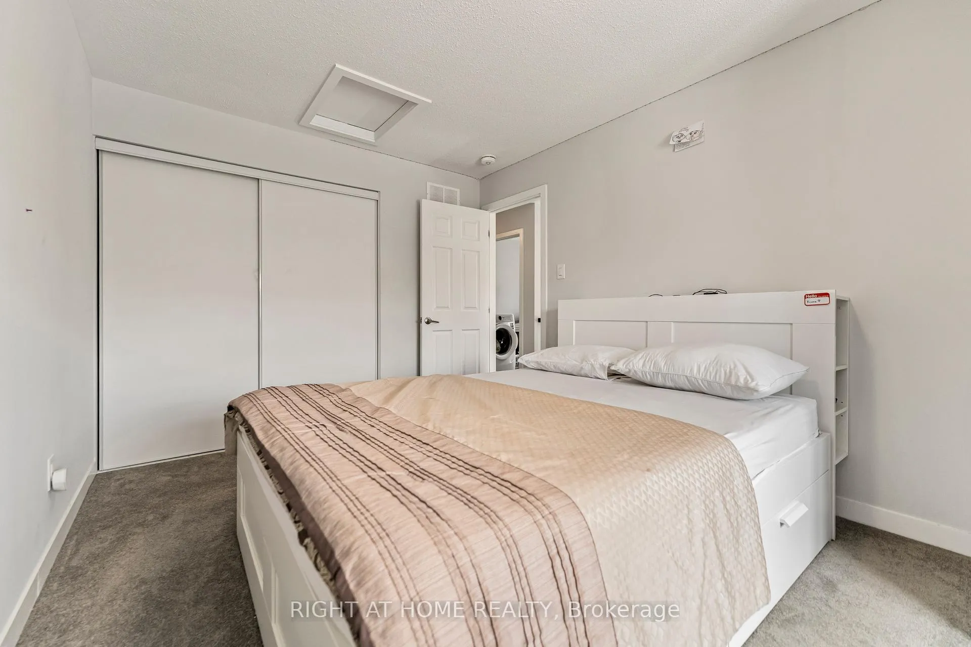 Photo 25 of 221 Billrian Crescent, Ottawa, Stittsville (North) — HOMEH